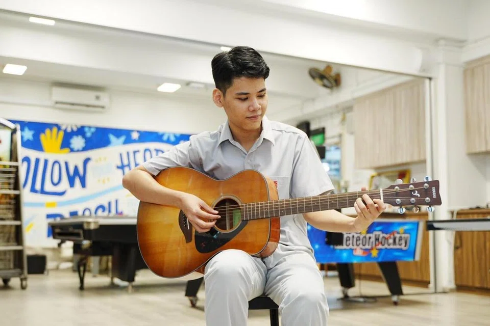 PEMIMPIN SEKOLAH: Rayyan turut aktif dalam Kegiatan Kokurikulum (CCA) dan menyandang jawatan naib pengerusi pasukan pancaragam sekolahnya.