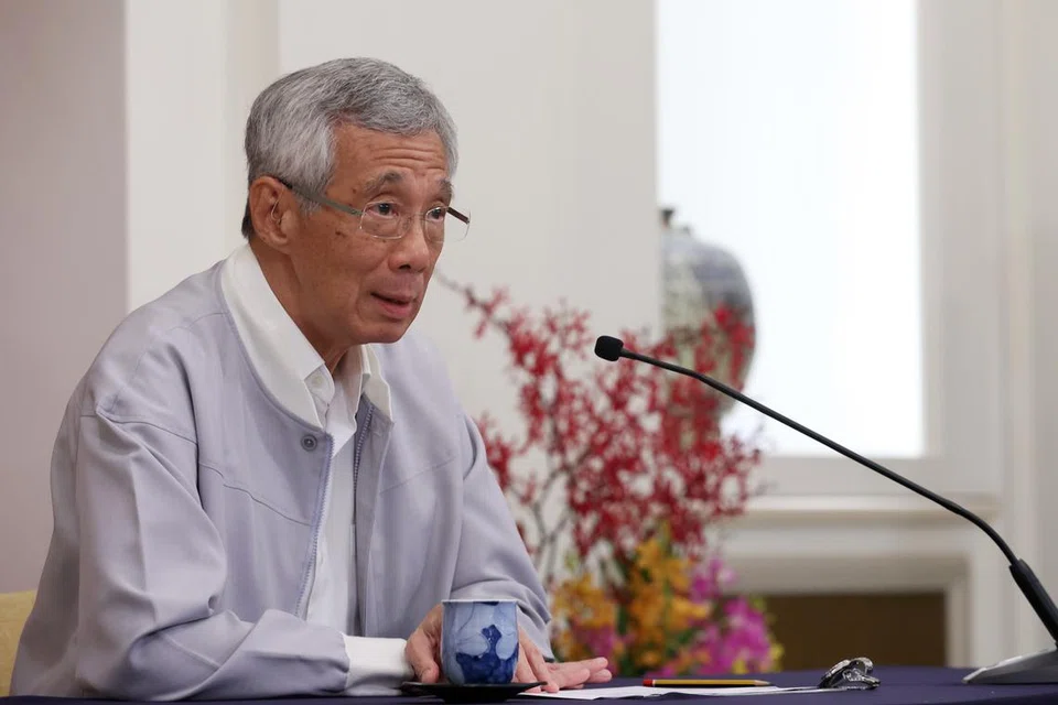 KEPUTUSAN SUKAR TAPI PERLU: Encik Lee berkata PAP perlu menjaga disiplin parti dan standard tatalaku. Beliau menekankan tugas para AP adalah kepada Parlimen dan rakyat Singapura, dan ia menjadi tunggak terpenting.