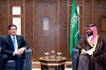 Setiausaha Negara Amerika Syarikat, Encik Marco Rubio (kiri), mengadakan pertemuan dengan Putera Mahkota Mohammed bin Salman di Istana Diraja di Jeddah, Arab Saudi, pada 10 Mac.