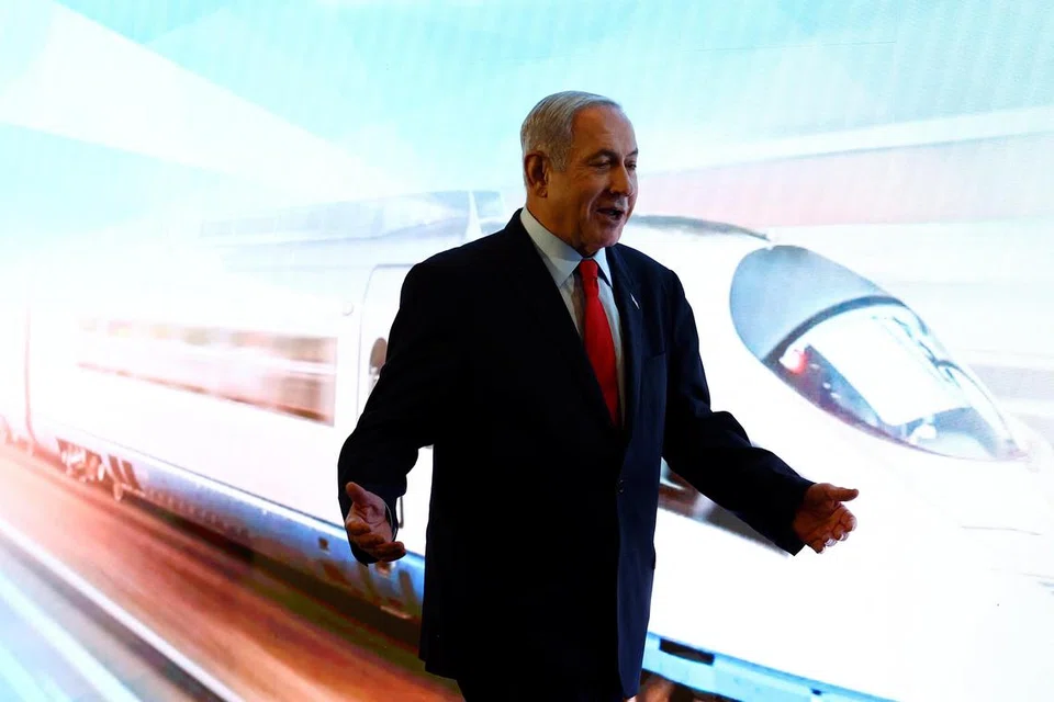 MASIH PANJANG: Penasihat Keselamatan Negara kepada Perdana Menteri Israel, Encik Benjamin Netanyahu berkata jalan untuk menormalkan hubungan dengan Arab Saudi “masih panjang”.     