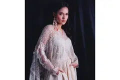 PERCAYA DUNIA PULIH BILA SATU HATI: Raisa menganggap 'Trust Again' sebagai projek muzik Disney yang menyemai semangat bersatu hati umat dunia dalam meyakini satu sama lain dapat memperjuangkan hak mewujudkan keamanan sejagat. - Foto INSTAGRAM RAISA