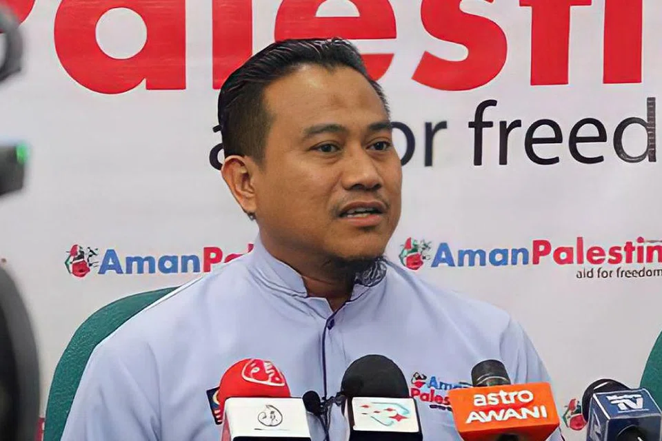 Ketua Pegawai Eksekutif Aman Palestin, Encik Awang Sufian Awang Piut, antara tiga pemimpin pertubuhan bukan kerajaan (NGO) yang sebelum ini disenarai sebagai pengganas oleh Pusat Pemeriksaan Pengganas (TSC) oleh Biro Penyiasatan Persekutuan (FBI).