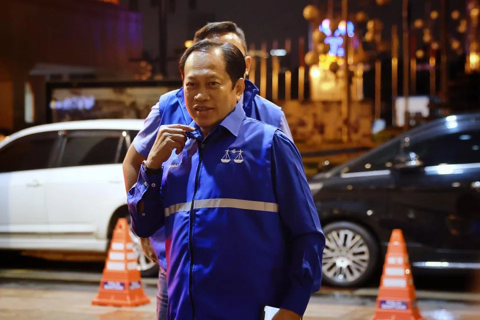 DATUK SERI AHMAD MASLAN: Kerajaan Malaysia sekarang sedang memperbetulkan kesilapan itu supaya adil terhadap rakyat, terutamanya golongan berpendapatan 40 peratus terendah