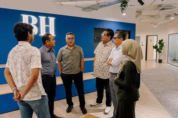 zhulkarnain abdul rahim, berita harian, lawatan