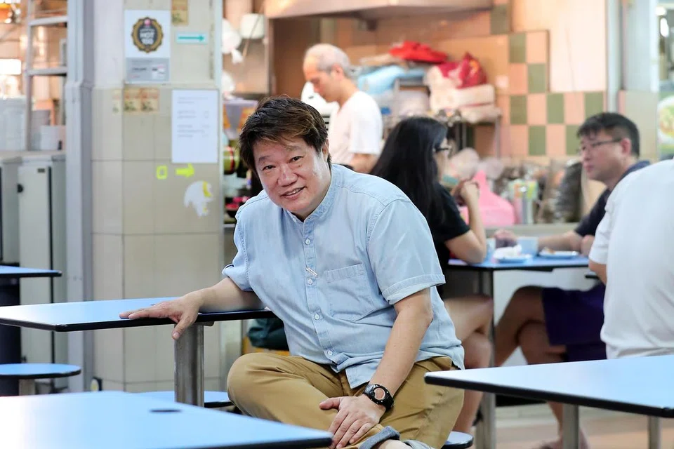 Encik K.F. Seetoh, pengasas panduan makanan tempatan Makansutra dan kurator pusat makanan Urban Hawker di New York City.