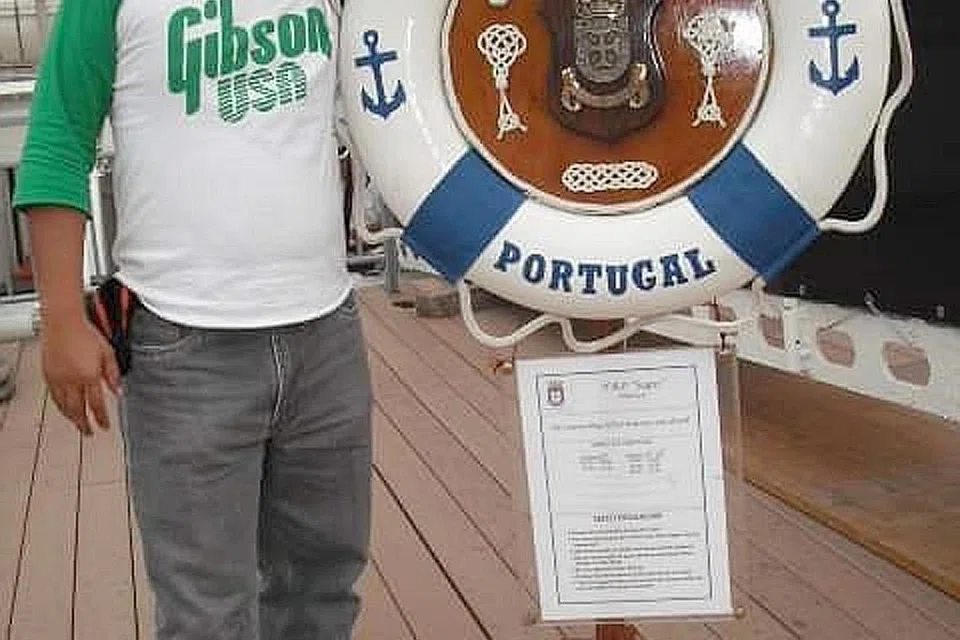 MASA BERHARGA UNTUK KELUARGA: Encik Saidi menukar kerja bagi membangunkan CPF-nya demi persaraan yang selesa. - Foto SAIDI ADNAN