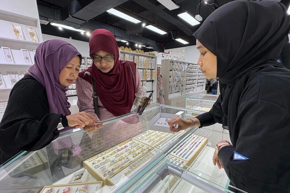 Zainab Bee, Semua House, Masjid India, KL