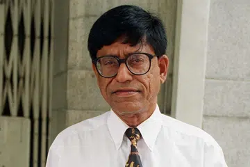 Peguam dan bekas pengarah Jabatan Ehwal Komersial (CAD), Encik Glenn Knight terlibat dalam penubuhan CAD pada 1984 selepas bertahun-tahun terlibat sebagai pendakwa beberapa kes jenayah berprofil tinggi.