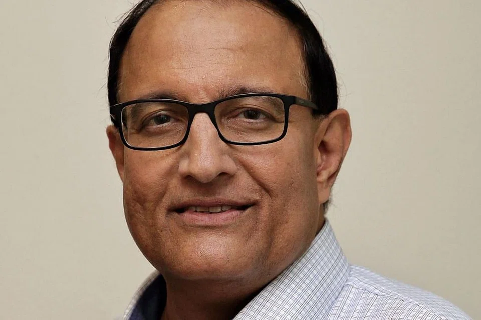 Menteri Perhubungan dan Penerangan S. Iswaran.