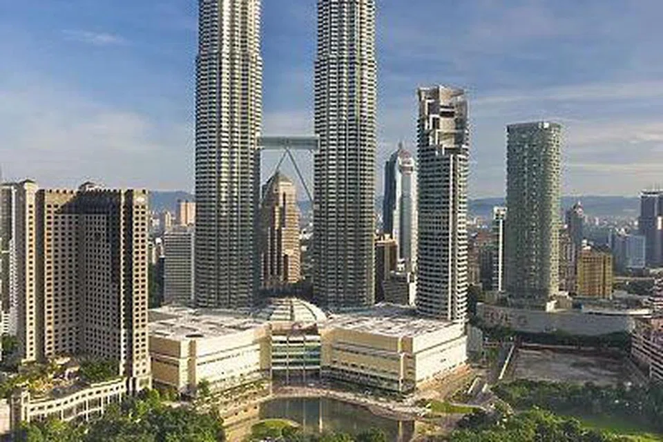 Malaysia lonjak kedudukan ke tangga ketujuh negara paling dipercayai. 