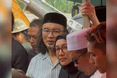 Anuar Zain, Ziana Zain, ibu bapa meninggal