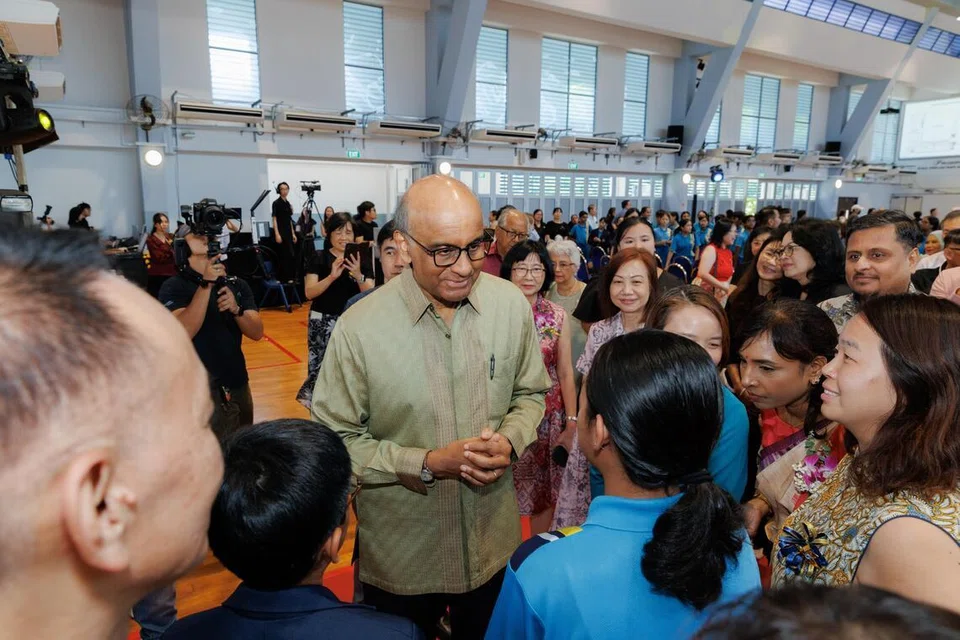 Kemeriahan jelas terasa di Sekolah Rendah Telok Kurau apabila Presiden Tharman Shanmugaratnam, hadir selaku tetamu terhormat bagi menyempurnakan sambutan ulang tahun ke-100 sekolah itu.