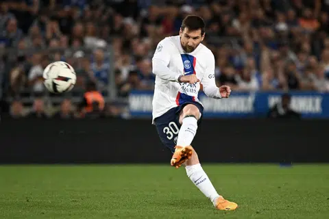 LIONEL MESSI: Hubungannya dengan PSG sudah musnah, dan Messi bakal berpindah kelab Jun ini.