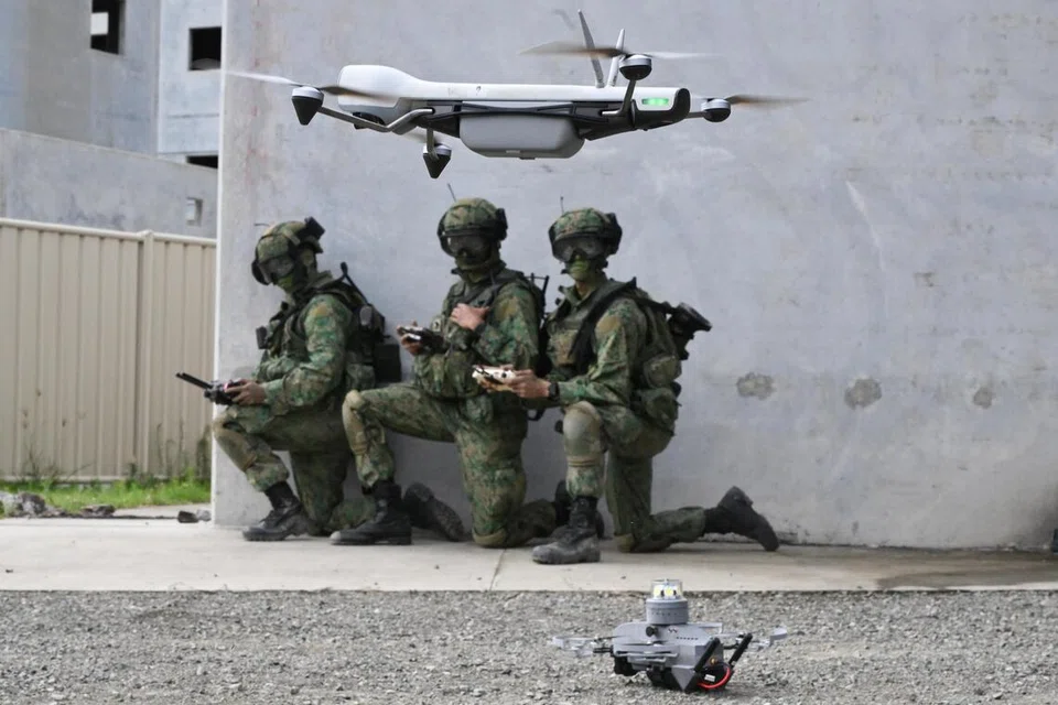 infantri generasi seterusnya, dron tentera, SAF