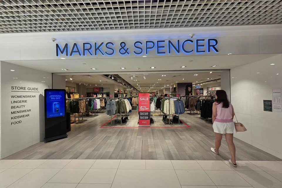 Cawangan Marks & Spencer di Parkway Parade akan ditutup mulai 16 Februari selepas lebih dua dekad beroperasi di sana.