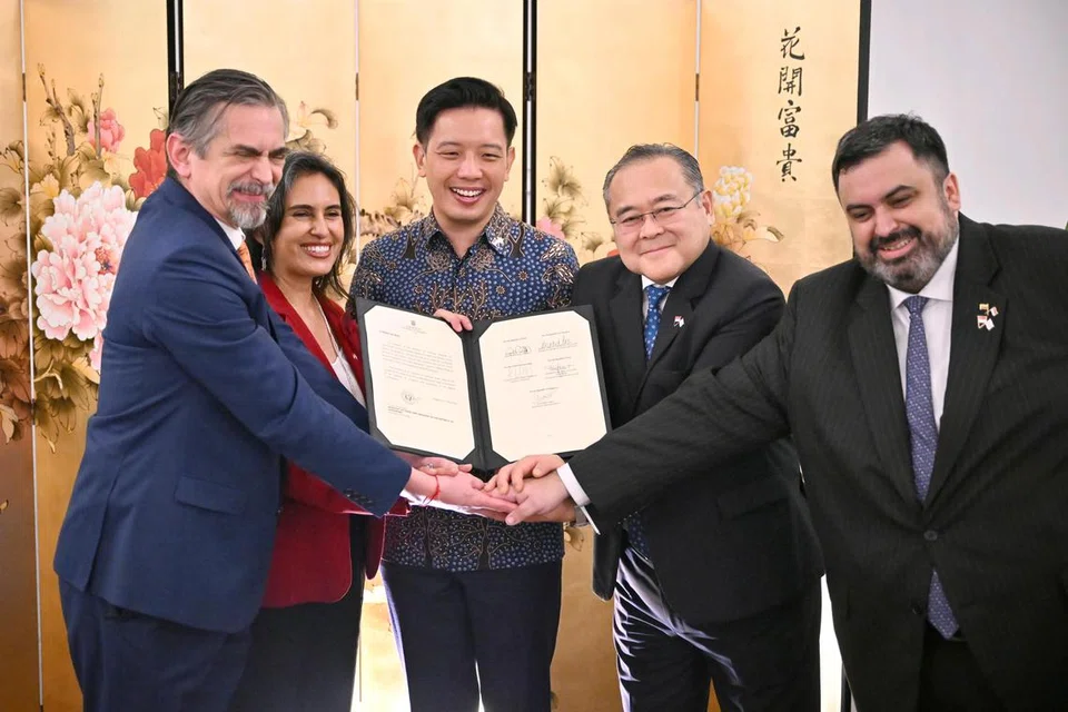 Singapore, Singapura, Alvin Tan, FTA, PASFTA