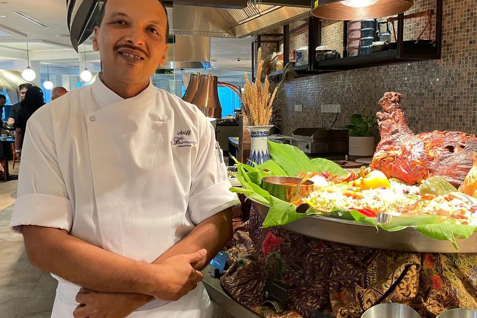 Cef Ariff Mohamad mempunyai pengalaman bekerja di Timur Tengah,  berkongsi inspirasi dalam merancang hidangan bufet Ramadan di Asian Market Café, Hotel Fairmont.