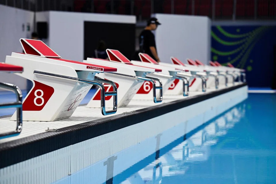 Kemudahan bagi para atlet untuk bersaing di tahap tertinggi mereka turut tersedia di dalam Arena WCH (Kejohanan Akuatik Dunia). Antaranya adalah blok permulaan OSB11, yang sama digunakan semasa Olimpik Paris 2024.