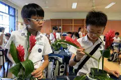 PERMINTAAN TINGGI: Selepas hari pertama pendaftaran fasa 2A2 kelmarin, Sekolah Rendah Nanyang menerima 21 pemohon memasuki Darjah 1 sedang sekolah itu mempunyai 11 tempat kosong. - Foto SEKOLAH RENDAH NANYANG