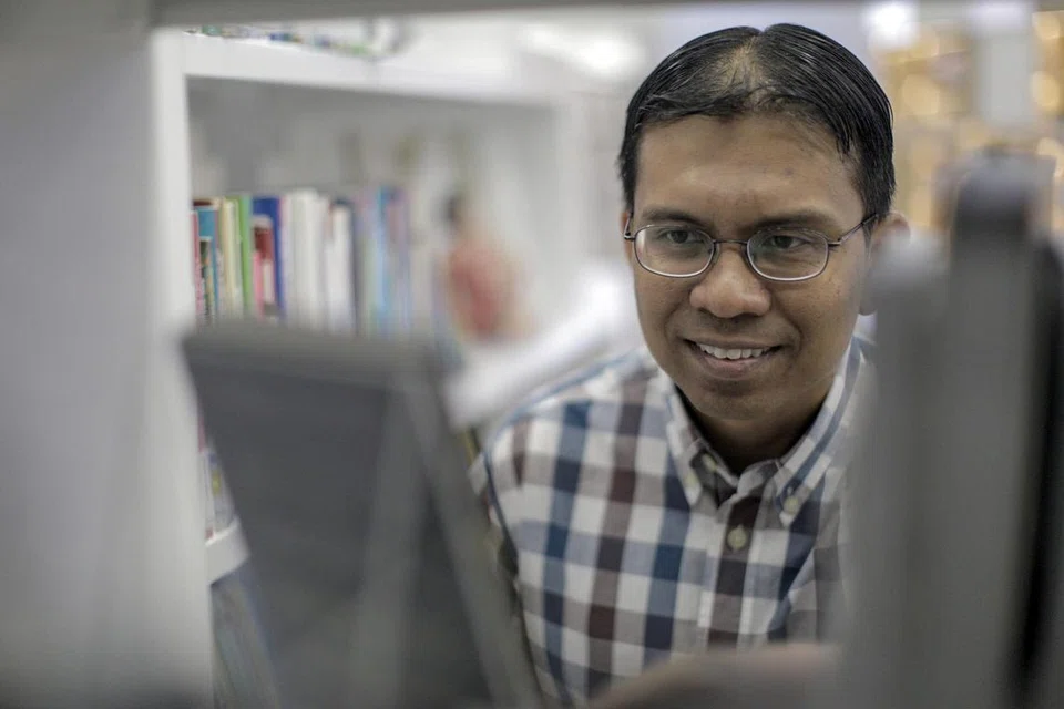 Pustakawan Herman Rothman