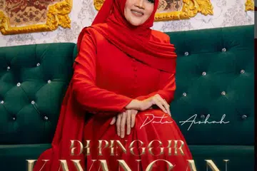 Aisyah hidupkan nostalgia lagu asli, ‘Di Pinggir Kayangan’, nyanyian asal Sharifah Aini