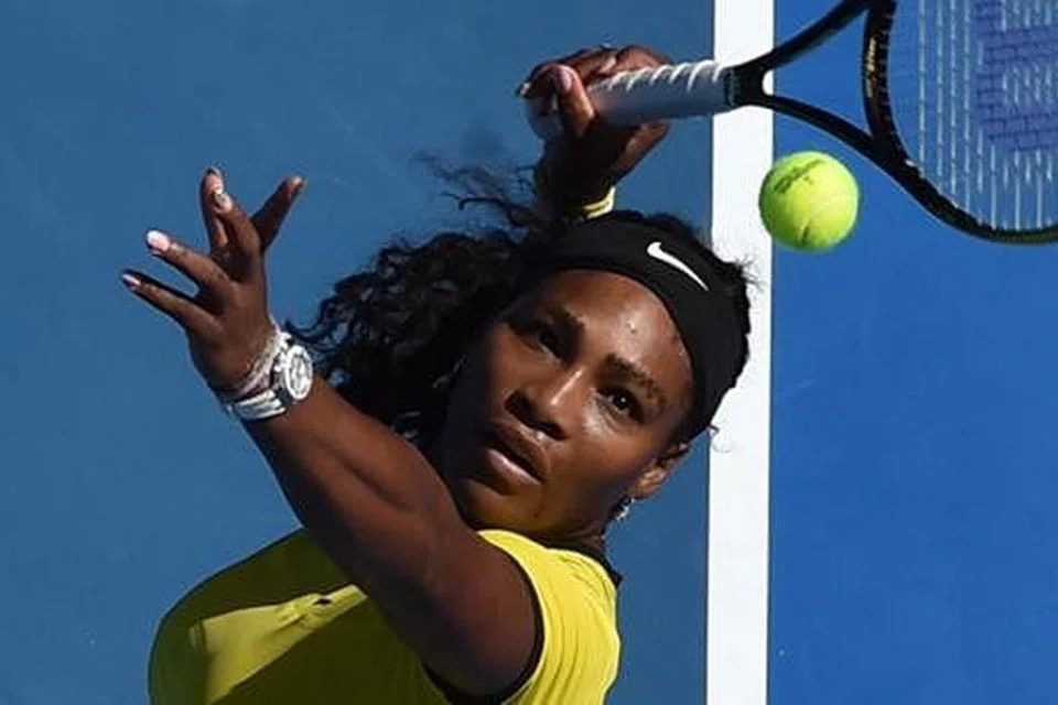 SERENA WILLIAMS: Pemain wanita nombor satu dunia ini tiada masalah menundukkan lawannya, Margarita Gasparyan, dari Russia. - Foto AFP