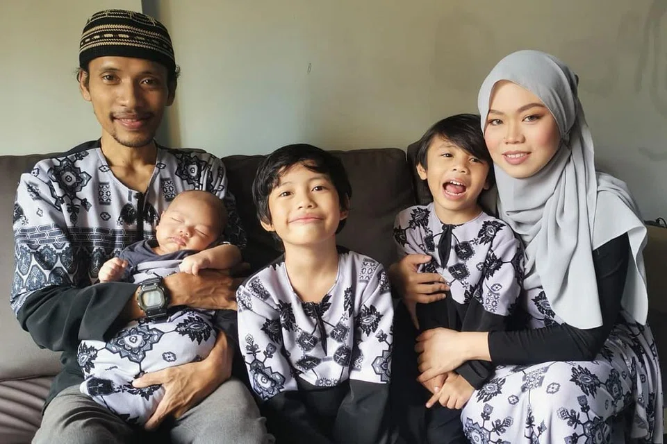 KESELAMATAN DIJAGA: Demi keselamatan, Encik Muhammad Hafiz (gambar atas) tidak di sisi Cik Masturah Salehan ketika beliau melahirkan anak ketiga mereka, sementara Encik Abdul Qaiyum Johari pula berpuas hati akan keadaan keselamatan Covid-19 di hospital semasa Cik Nur Hanisah Lokman hamil dan melahirkan anak sulung mereka. - Foto ihsan MASTURAH SALEHAN, NUR HANISAH LOKMAN