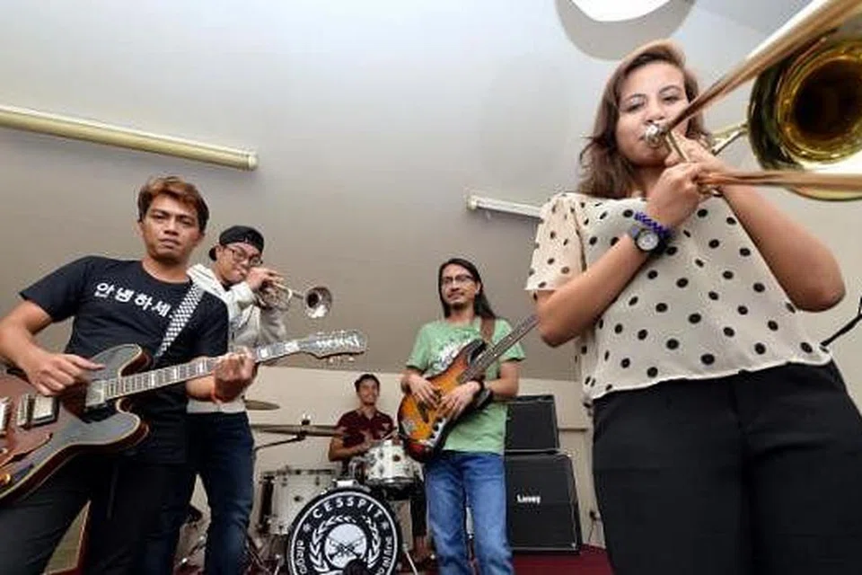 KELUARKAN ALBUM: Selepas hampir 13 tahun, band veteran ska-punk Cesspit akan mengeluarkan album baru mereka tahun ini. - Foto M.O. SALLEH