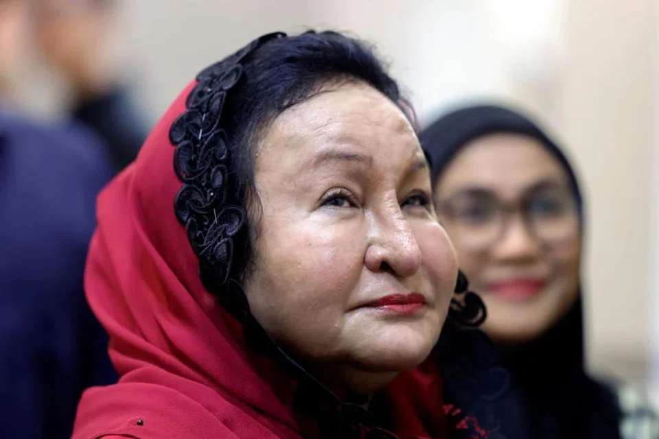 Isteri kepada mantan Perdana Menteri Malaysia keenam, Datin Seri Rosmah Mansor. 