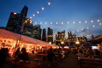 PESTA PERUT: Pesta Makanan Singapura 2023 diadakan dari 19 Julai hingga 30 Julai ini di ruang Bayfront Event Space di 12A Bayfront Avenue. 