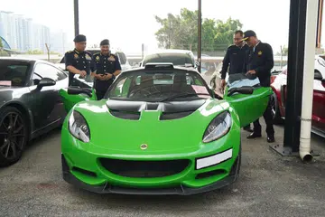 Ops Luxury, JPJ, kenderaan mewah, disita