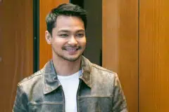 Syafiq Kyle, bersyukur dipilih menerima Anugerah FPA Asia Pacific Rising Star sempena Festival Filem Asia Pasifik (APFF) ke-62, hasil prestasi cemerlangnya dalam industri perfileman Malaysia.