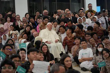 Dalam lawatannya ke Indonesia, Paus Francis menekankan azamnya mahu perkasa dialog antara agama demi pupuk keharmonian