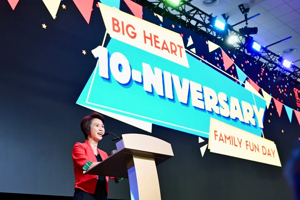 Self Help Group, Low Yen Ling