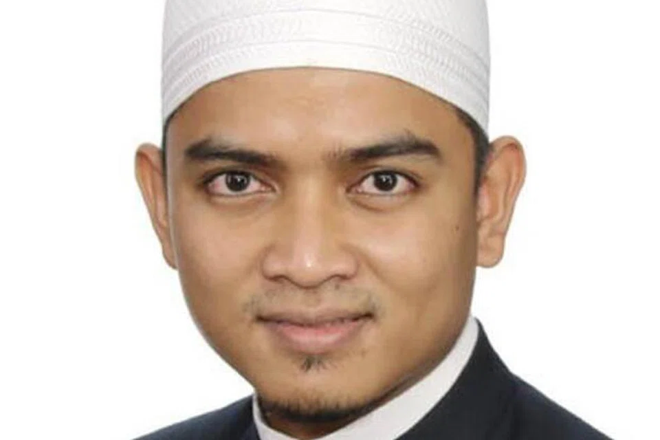 Menurut Pegawai Eksekutif Dakwah di Masjid Alkaff Kampung Melayu, Ustaz Abdul Rahman Salam, ibu bapa perlu melakukan kegiatan memperkenalkan huruf dalam Al-Quran sekerap yang mungkin dan melakukannya secara tekal. 