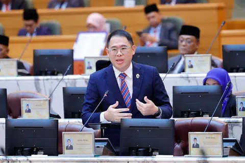 Pengerusi Jawatankuasa Kesihatan dan Alam Sekitar Negeri Johor, Encik Ling Tian Soon.