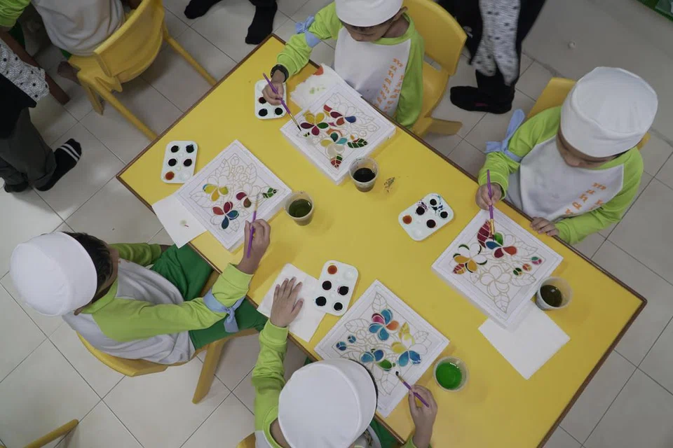 Pelajar cilik di Tadika Muhammadiyah juga didedahkan dengan pelbagai kegiatan menarik bagi merangsang minda mereka. 
