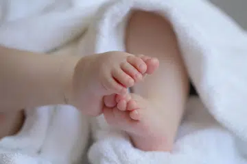 cedera, dera bayi, ibu bapa, pendarahan, dua bulan 