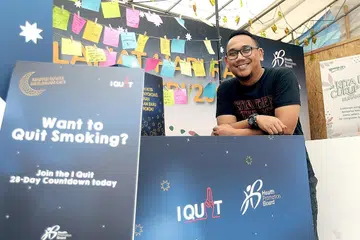 BERHENTI MEROKOK: Encik Shahreil Bakri mempunyai sejarah merokok selama 19 tahun dan kini beliau bebas rokok kerana program 'I Quit'. - Foto BH oleh ZHANG XUAN