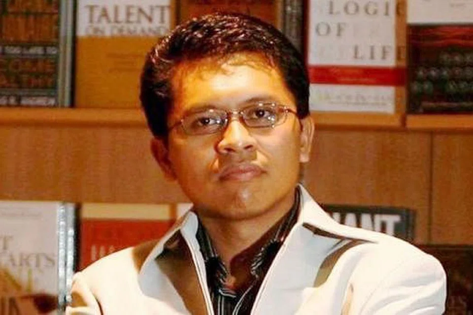 ENCIK ZUHAIRI MISRAWI: Jurucakap bagi pasukan Jokowi-JK ini bertegas mengekalkan cara berkempen yang 'santun dan beradab'. - Foto FACEBOOK