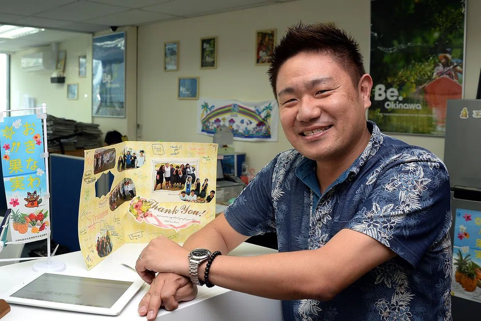 ENCIK KATSUYA TAMAKI: Akan membawa peserta 'mengunjungi' tempat menarik dan bersejarah yang terdapat di sekitar wilayah Okinawa, Jepun. - Foto ZAINAL YAHYA 