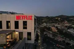 SAHAM TERJEJAS: Saham Netflix alami penurunan sebanyak lapan peratus pada Khamis, 20 Julai lalu 