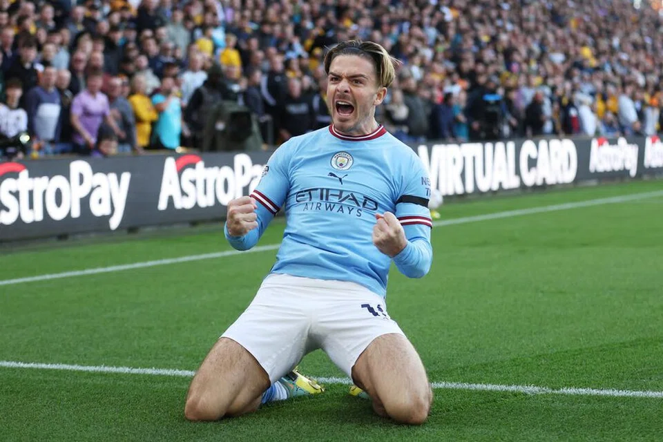 Jack Grealish meraikan golnya semasa menyarungi jersi Manchester City dalam musim EPL yang lalu. Beliau turut memainkan peranan penting dalam skuad City ketika mereka menjulang tiga kejuaraan pada musim 2022-23.
