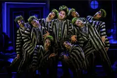 Pernah mendapat pencalonan Tony Award sebanyak lapan kali, Beetlejuice The Musical, yang sepatutnya dipentaskan di Singapura, dibatalkan secara mengejut. 