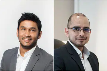 (Dari kiri) Peguam, Encik Raj Joshua Thomas, dan pakar psikiatri, Dr Syed Harun Alhabsyi, meletak jawatan pada tengah hari 14 Februari.