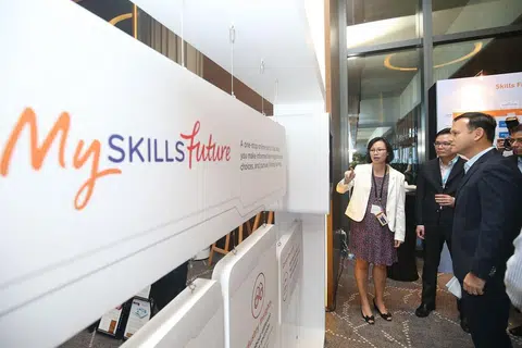 RAIH KEMAHIRAN BARU: Orang ramai boleh menyertai Pesta SkillsFuture 2018 yang berlangsung dari 30 Jun hingga 4 Ogos ini.