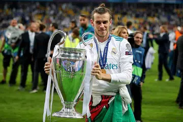 KERJAYA MENAKJUBKAN: Gareth Bale merai kejayaannya memenangi Liga Juara-Juara bersama Real Madrid, yang mengalahkan Liverpool pada final 2018. Pemain antarabangsa Wales ini menjuarai pertandingan itu lima kali bersama Real. - FOTO REUTERS