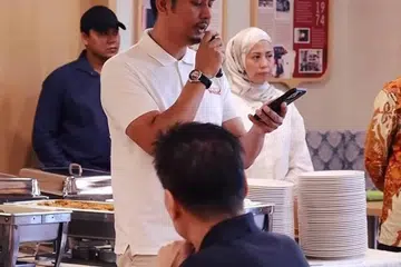rumah makan minang, hazmi zin, jurong 
