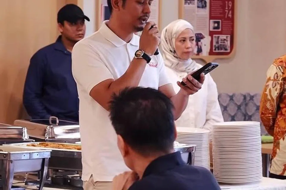 rumah makan minang, hazmi zin, jurong 