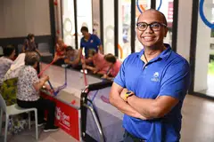 Ketua Pegawai Eksekutif (CEO), Allkin Singapore, Encik Mohamed Fareez Mohamed Fahmy, di Pusat Penuaan Aktif Allkin di Blok 25, Sin Ming Road, pada 11 Julai.